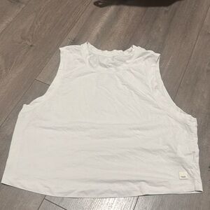 Vuori Oatmeal Crop Tank Size Medium